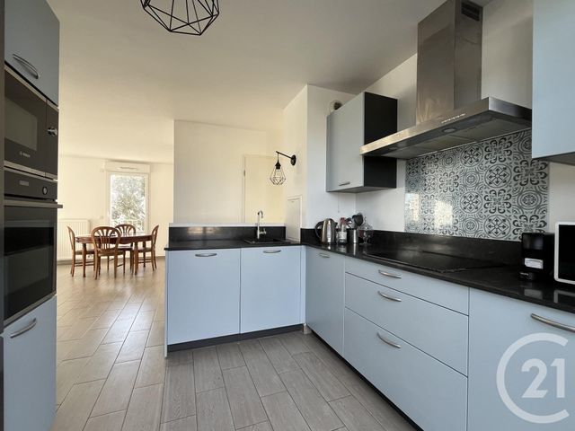 Appartement F4 à vendre - 4 pièces - 73.0 m2 - SUCY EN BRIE - 94 - ILE-DE-FRANCE - Century 21 Agence Du Morbras